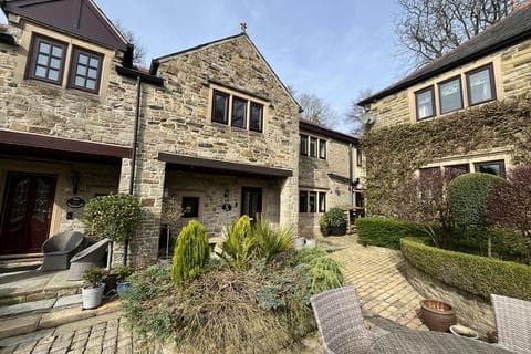 Barn conversion - Hollinhurst Drive, Lostock