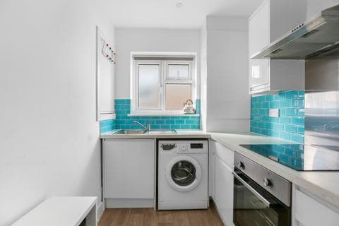 Flat - Salisbury Road, Hove, BN3