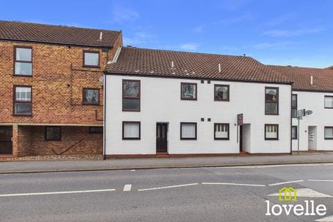 Flat - Elm Tree Court, Cottingham HU16