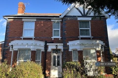 Detached house - Libertus Road, Cheltenham, GL51