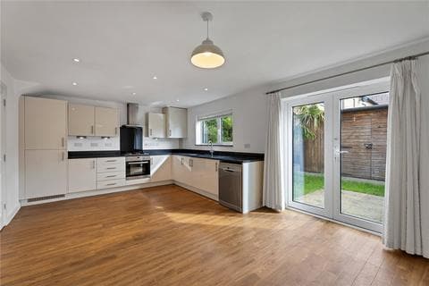 Semi-detached house - Spring Drive, Trumpington, Cambridge