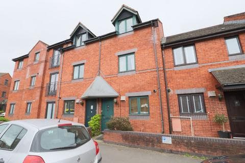 Terraced house - Water Lane, Exeter