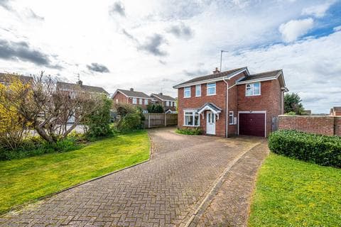 Detached house - Richmond Drive, Perton, WV6