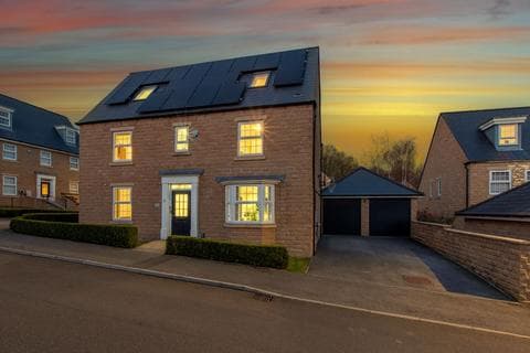 Detached house - Bodington Way, Leeds LS16