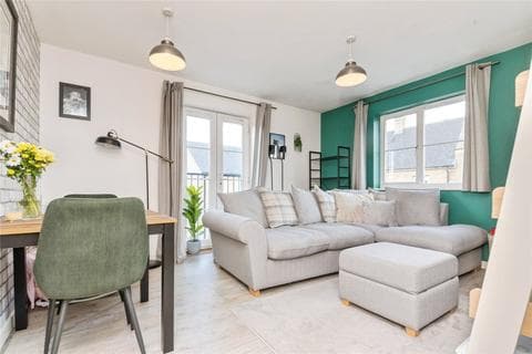 Flat - Mortimer Gardens, Colchester, Essex, CO4