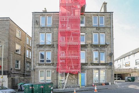 Flat - Erskine Street, Dundee DD4