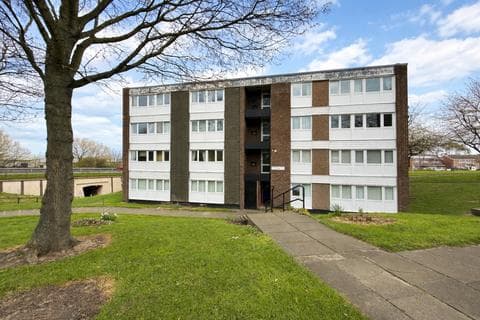 Flat - Edgmond Court, Sunderland, SR2