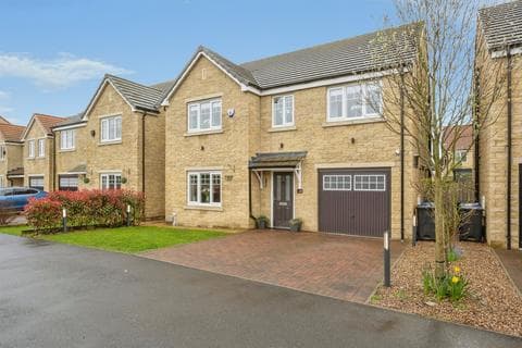 Detached house - Fillies Avenue, Bessacarr, Doncaster