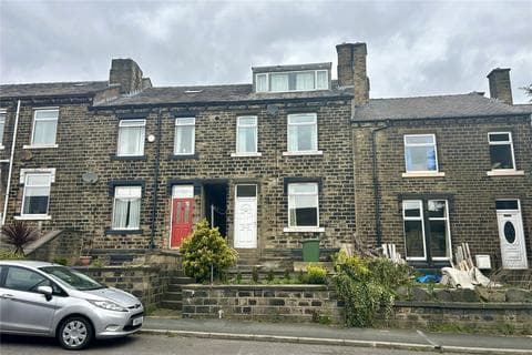 Terraced house - Longwood Road, Paddock, Huddersfield, West Yorkshire, HD3