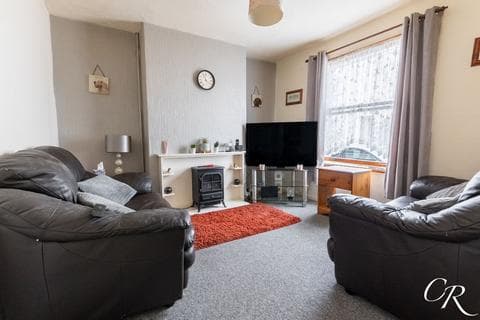 Terraced house - Burton Street, Cheltenham GL50