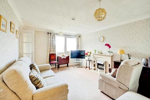 Flat - Belle Vue Road, Bournemouth, Dorset, BH6