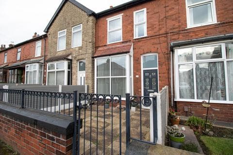 Terraced house - Alexandra Road, Manchester M26