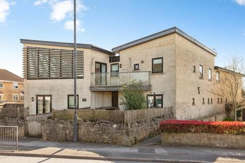 Apartment - Frome Road, Bath