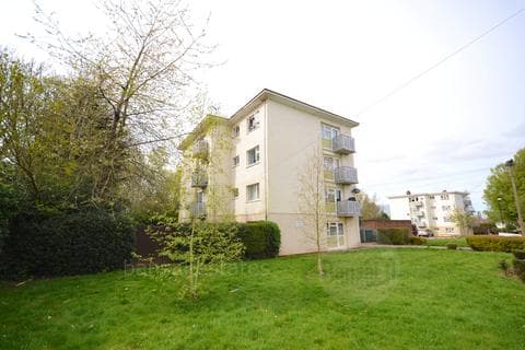 Flat - Rosemary Close, CV4