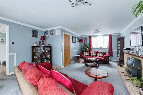 Detached house - Headswell Avenue, Bournemouth