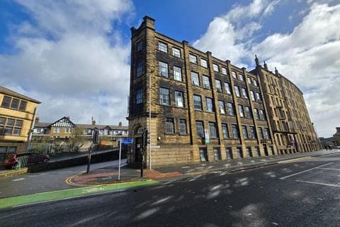 Flat - Sunbridge Road, Bradford BD1