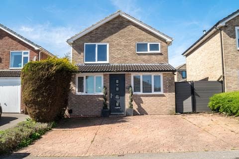 Detached house - Park Drive, Shelley, Huddersfield, HD8