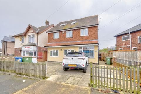Duplex - The Avenue, Middlesbrough TS6