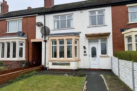 Terraced house - Squires Gate Lane, Blackpool FY4