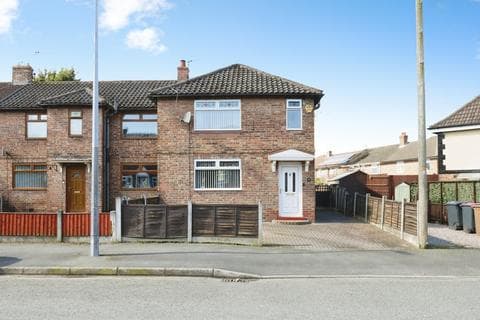 End of terrace house - Kitchener Avenue, Manchester M44