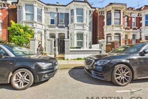 Semi-detached house - Taswell Road, Southsea