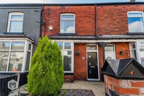Terraced house - Gregory Avenue, Bolton, BL2