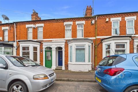 Terraced house - Symington Street, Northampton NN5