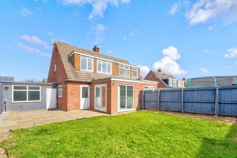Semi-detached house - Guildford Road, Middlesbrough, TS6