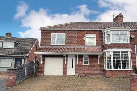 Semi-detached house - Wroxton Avenue, North Yorkshire TS5