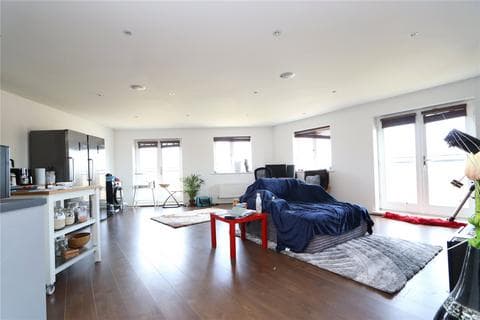 Apartment - Newport Road, Broughton, Milton Keynes, Buckinghamshire, MK10