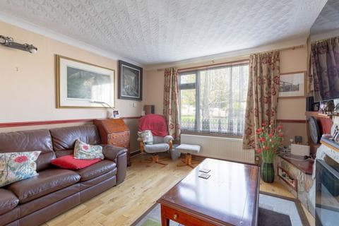 Semi-detached house - Peverel Road, Cambridge, CB5
