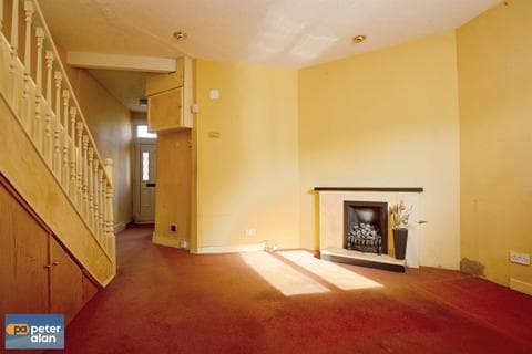Terraced house - North Clive Street, CARDIFF
