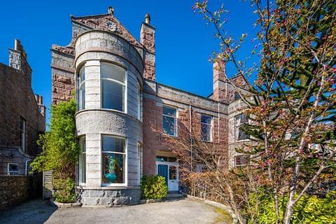 Semi-detached house - Hamilton Place, Aberdeen, AB15