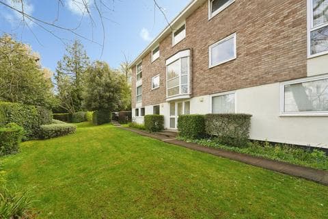Flat - The Park, Cheltenham, Gloucestershire, GL50