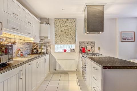 Apartment - Chieftain Way, Cambridge
