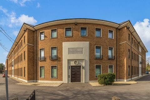 Apartment - Gloucester GL4