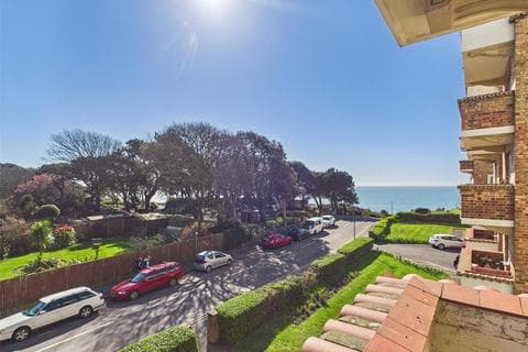 Apartment - Sea Road, Boscombe, Bournemouth, Dorset, BH5