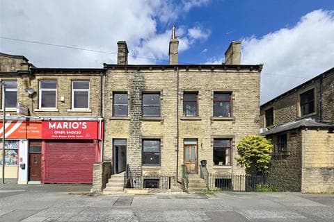 Terraced house - James Street, Huddersfield HD7