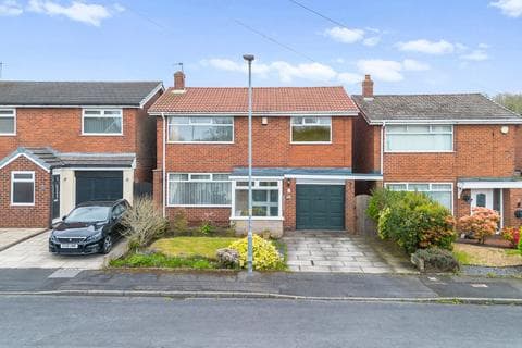 Detached house - Tragan Drive, Penketh, WA5