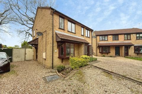 Semi-detached house - Stenigot Close, Lincolnshire LN6