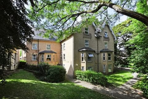 Flat - Chancery Rise, Holgate, York, YO24