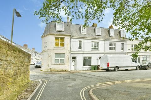 Maisonette - Regent Street, Plymouth