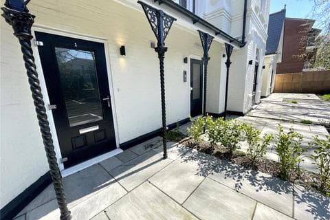 Apartment - Beechey Road, Bournemouth, BH8