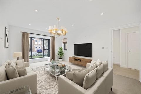 Semi-detached house - Leckhampton Road, Cheltenham