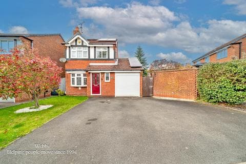 House - Brook House Lane, Wolverhampton WV10