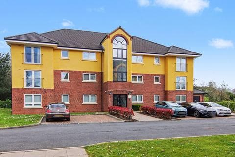 2 bedroom apartment for sale