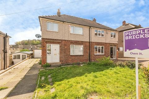 Semi-detached house - Mountfield Road, Huddersfield, HD5