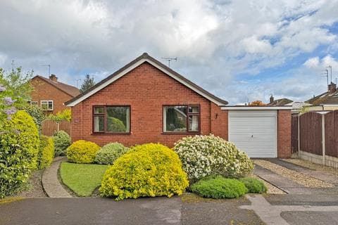Detached bungalow - Green Acres, Wombourne, WV5