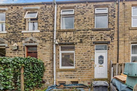 Terraced house - Spa Mill Terrace, Slaithwaite, Huddersfield, HD7