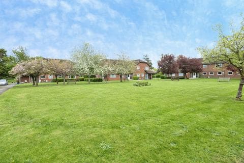 Ground floor flat - Ruskin Court, Newport Pagnell
